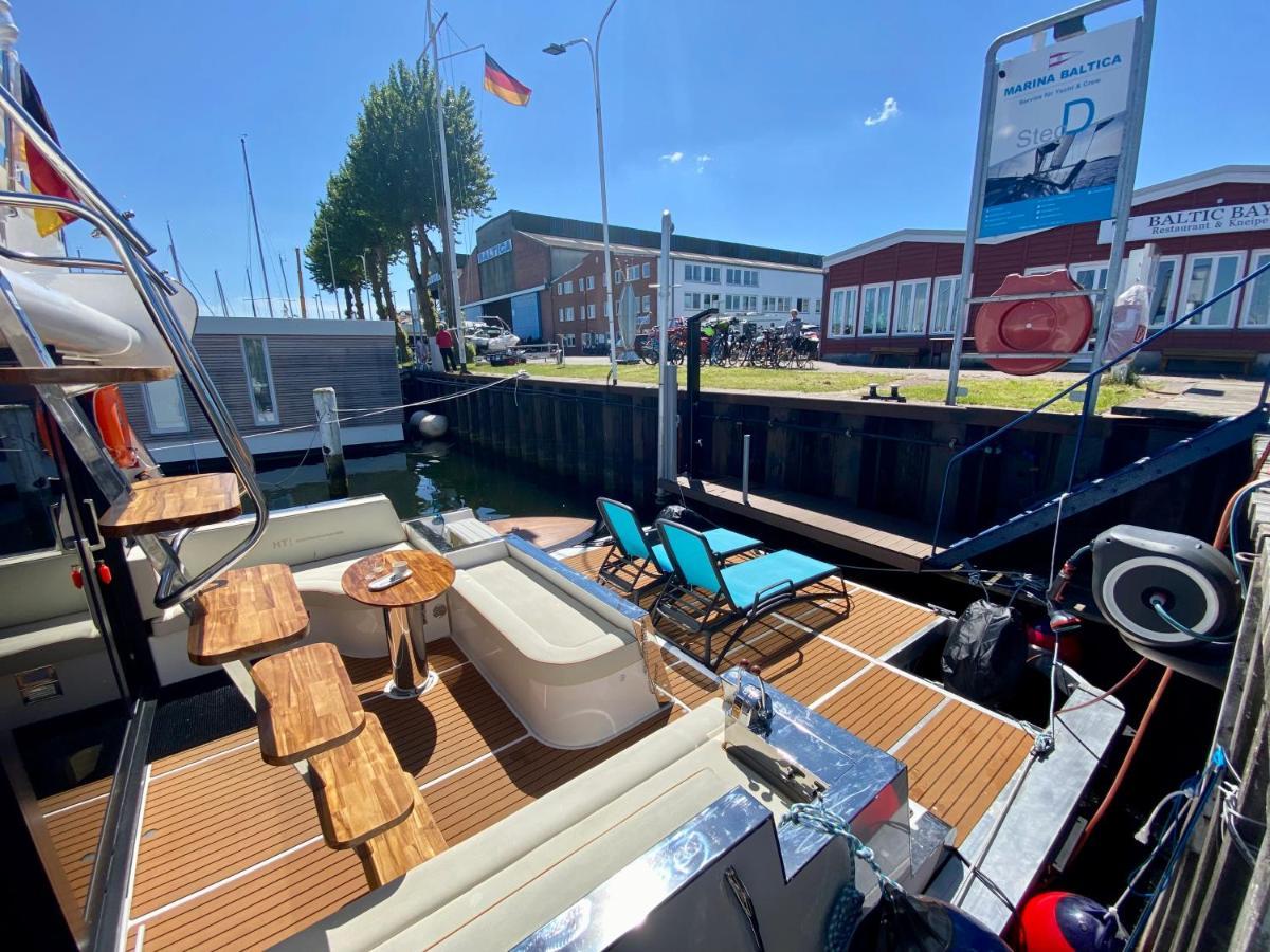 Hausboot Mit Traumlage In Luebeck-Travemuende Lübeck Exterior foto