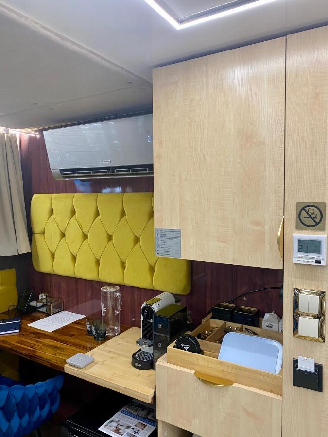 Hausboot Mit Traumlage In Luebeck-Travemuende Lübeck Exterior foto