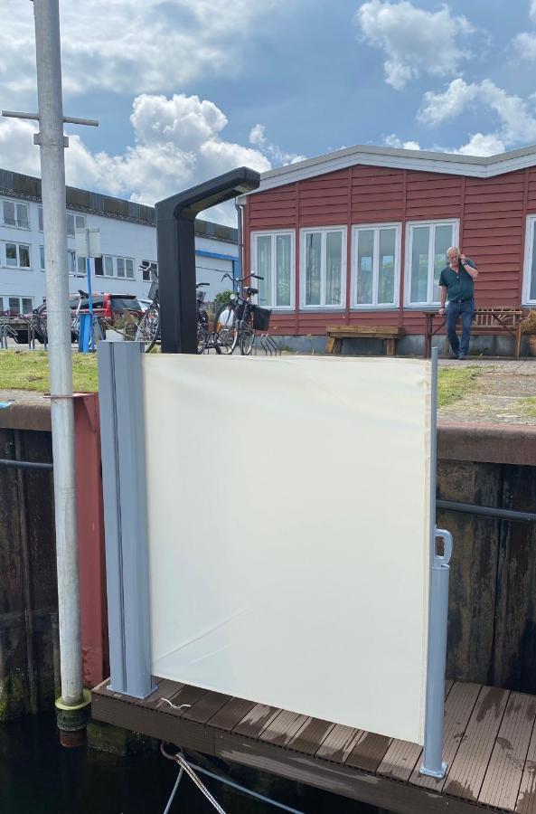 Hausboot Mit Traumlage In Luebeck-Travemuende Lübeck Exterior foto